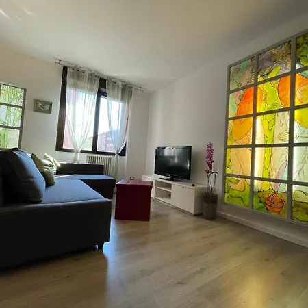 Citta & Aeroporto Apartman *